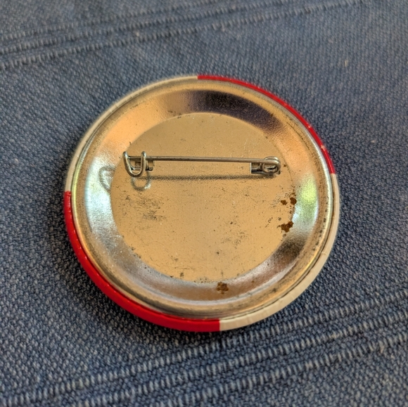 1996-97 Seattle Seafair Pirates Button - Picture 3 of 3